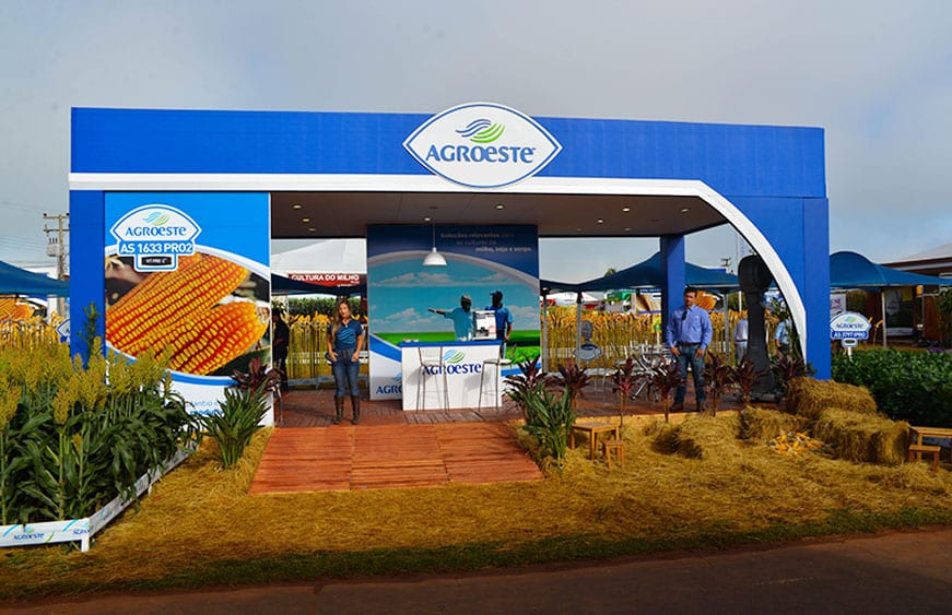 Estande da Agroeste montado pela LX BR na Tecnoshow Comigo 2015, em Rio Verde-GO