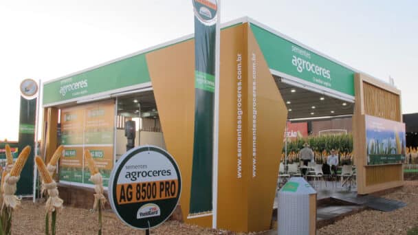 Estande da Sementes Agroceres montado pela LX BR no Show Rural Coopavel 2014, em Cascavel-PR