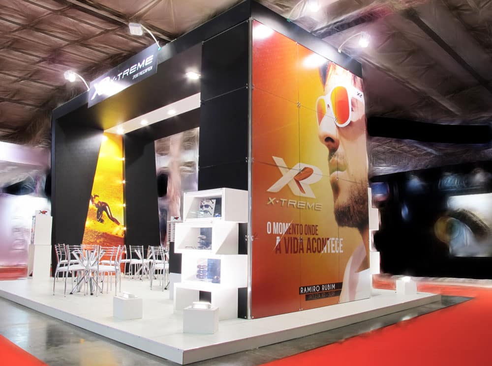 Estande da X-Treme na feira MERCOÓPTICA 2014, em Gramado-RS, montado pela LX BR